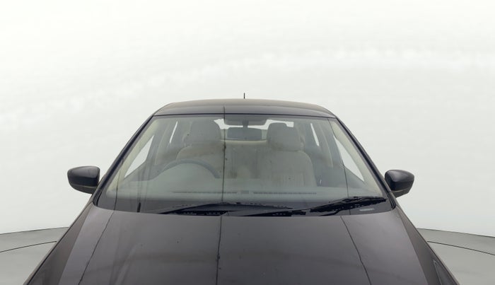 2013 Volkswagen Vento COMFORTLINE DIESEL 1.6, Diesel, Manual, 1,23,502 km, Front Windshield
