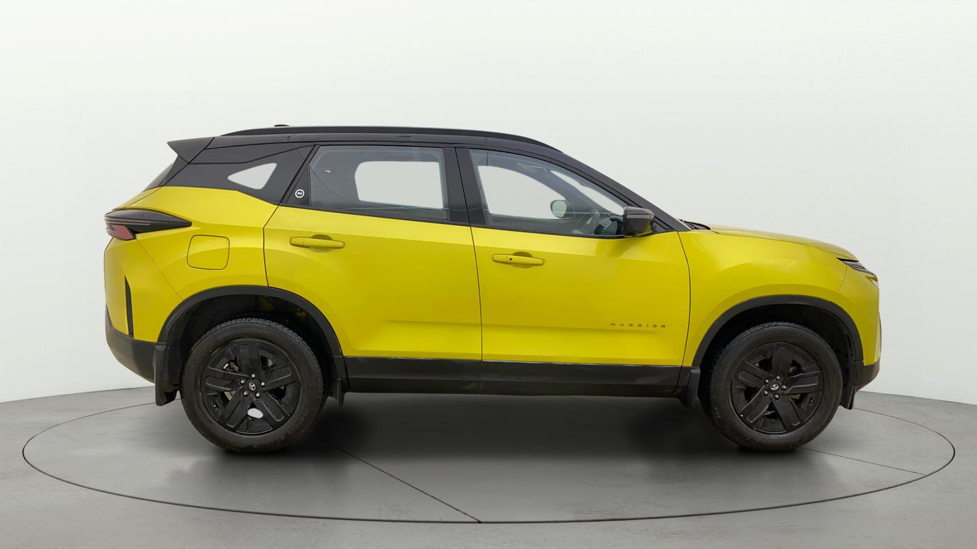 2023 Tata Harrier FEARLESS PLUS DUAL TONE AT, Diesel, Automatic, 27,867 km, Right Side View