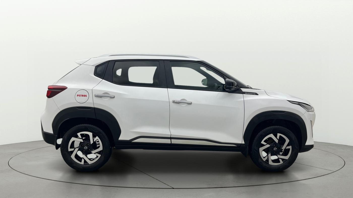 2021 Nissan MAGNITE XV PREMIUM TURBO (O), Petrol, Manual, 51,888 km, Right Side View