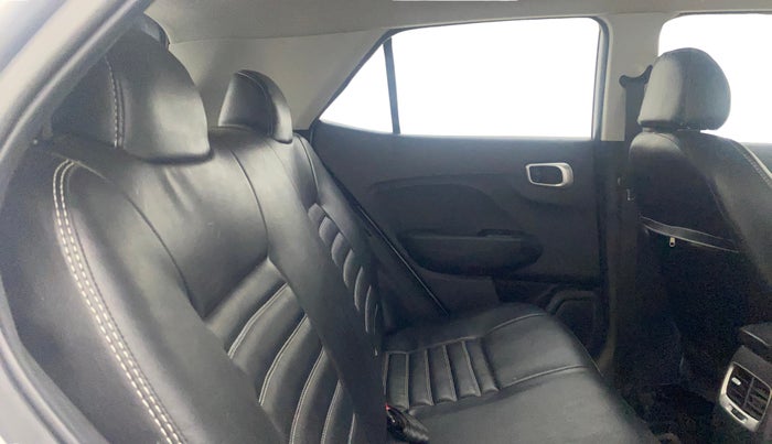 2021 Hyundai VENUE S 1.0 TURBO IMT, Petrol, Manual, 35,525 km, Right Side Rear Door Cabin