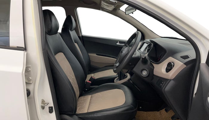 2019 Hyundai Grand i10 SPORTZ 1.2 KAPPA VTVT, Petrol, Manual, 87,817 km, Right Side Front Door Cabin