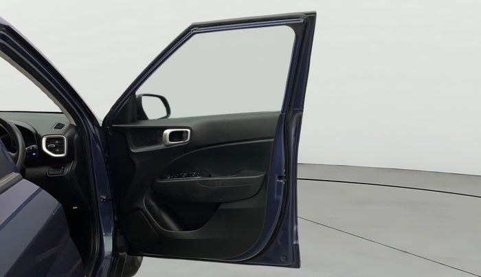 2022 Hyundai VENUE SX 1.0 TURBO, Petrol, Manual, 20,467 km, RHS Front Door