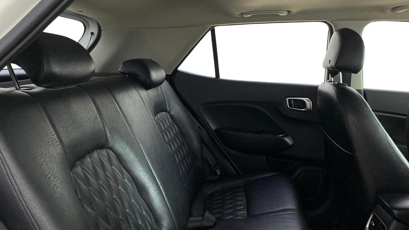 2021 Hyundai VENUE SX PLUS 1.0 TURBO DCT, Petrol, Automatic, 40,426 km, Right Side Rear Door Cabin