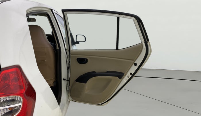 2016 Hyundai i10 MAGNA 1.1, CNG, Manual, 1,31,580 km, RHS Rear Door