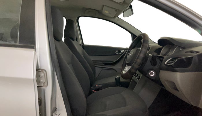 2017 Tata Tiago XZ PETROL, Petrol, Manual, 48,829 km, Right Side Front Door Cabin