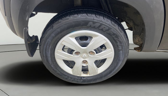 2018 Renault Kwid RXT 1.0 AMT, Petrol, Automatic, 45,654 km, Right Rear Wheel