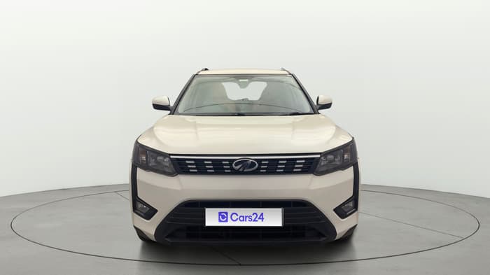 2021 Mahindra XUV300 W6 1.2 PETROL, Petrol, Manual, 1,09,034 km, Front