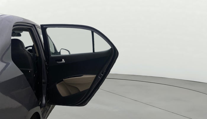 2017 Hyundai Xcent SX 1.2, Petrol, Manual, 26,172 km, RHS Rear Door