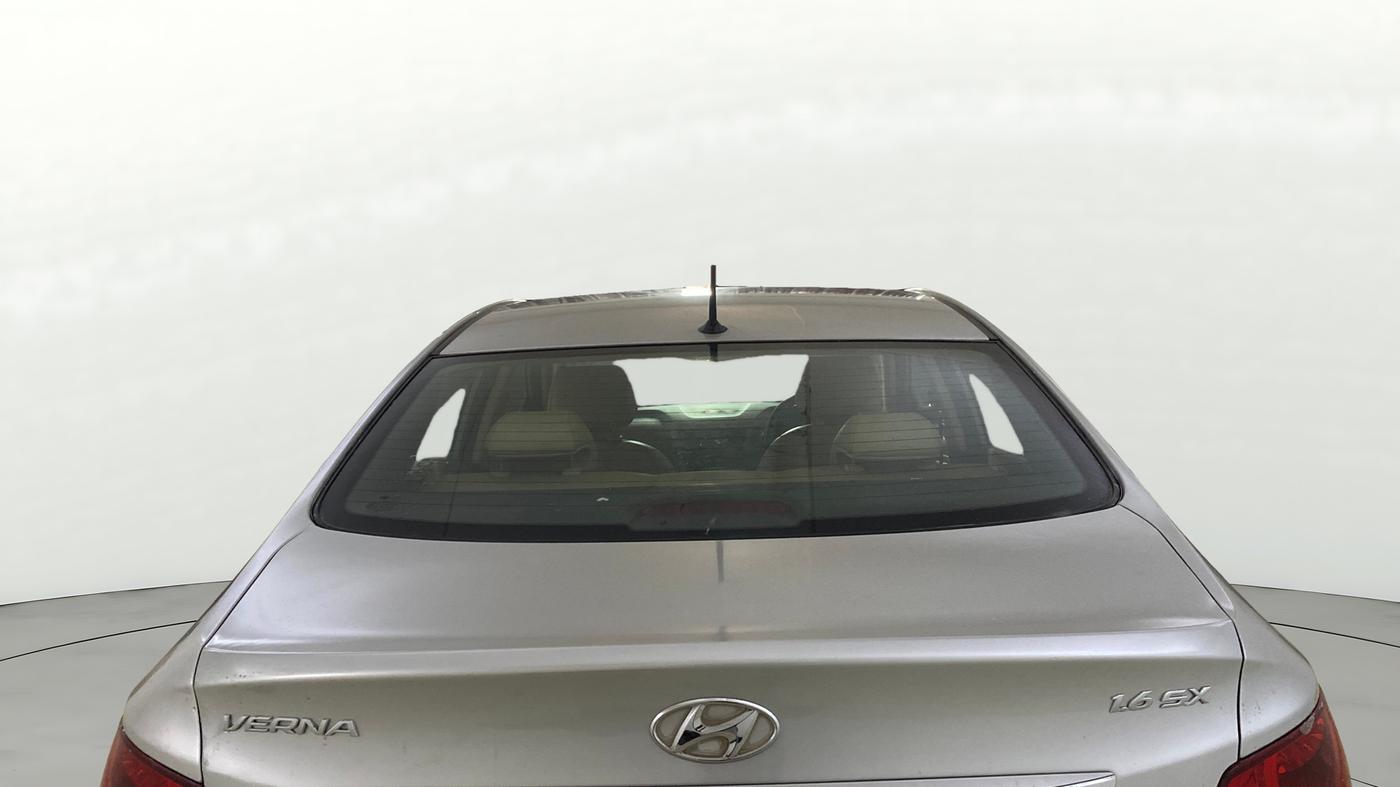 2013 Hyundai Verna FLUIDIC 1.6 VTVT SX AT, Petrol, Automatic, 52,115 km, Rear Windshield