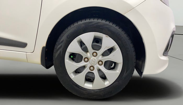 2014 Hyundai Xcent S 1.2, Petrol, Manual, 49,335 km, Right Front Wheel