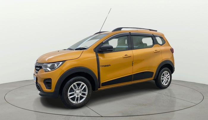 2022 Renault TRIBER RXT AMT, Petrol, Automatic, 14,440 km, Left Front Diagonal