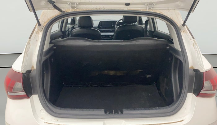2022 Hyundai NEW I20 SPORTZ 1.2 MT, Petrol, Manual, 24,903 km, Boot Open Zoomed View