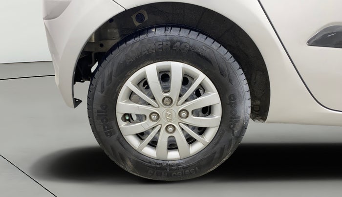 2013 Hyundai i10 MAGNA 1.2, Petrol, Manual, 66,231 km, Right Rear Wheel