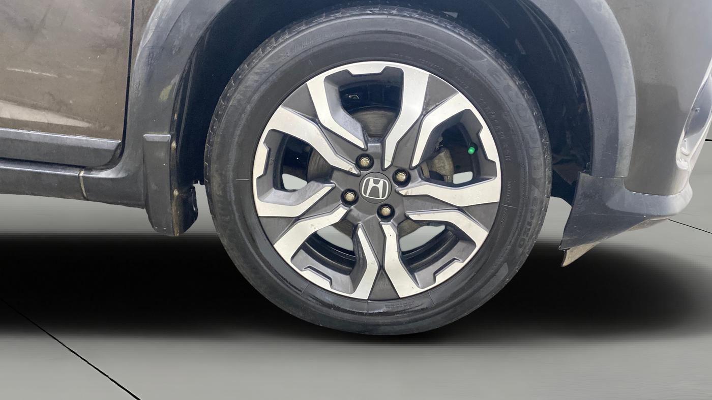 2018 Honda WR-V 1.5L I-DTEC VX MT, Diesel, Manual, 1,33,456 km, Right Front Wheel