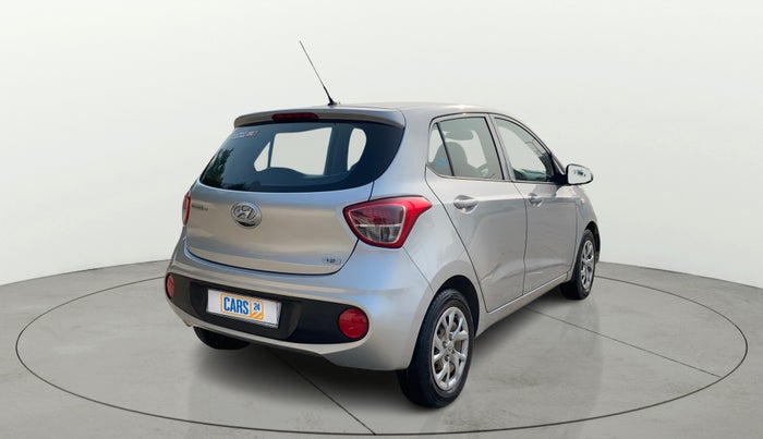 2017 Hyundai Grand i10 MAGNA 1.2 KAPPA VTVT, Petrol, Manual, 80,952 km, Right Back Diagonal