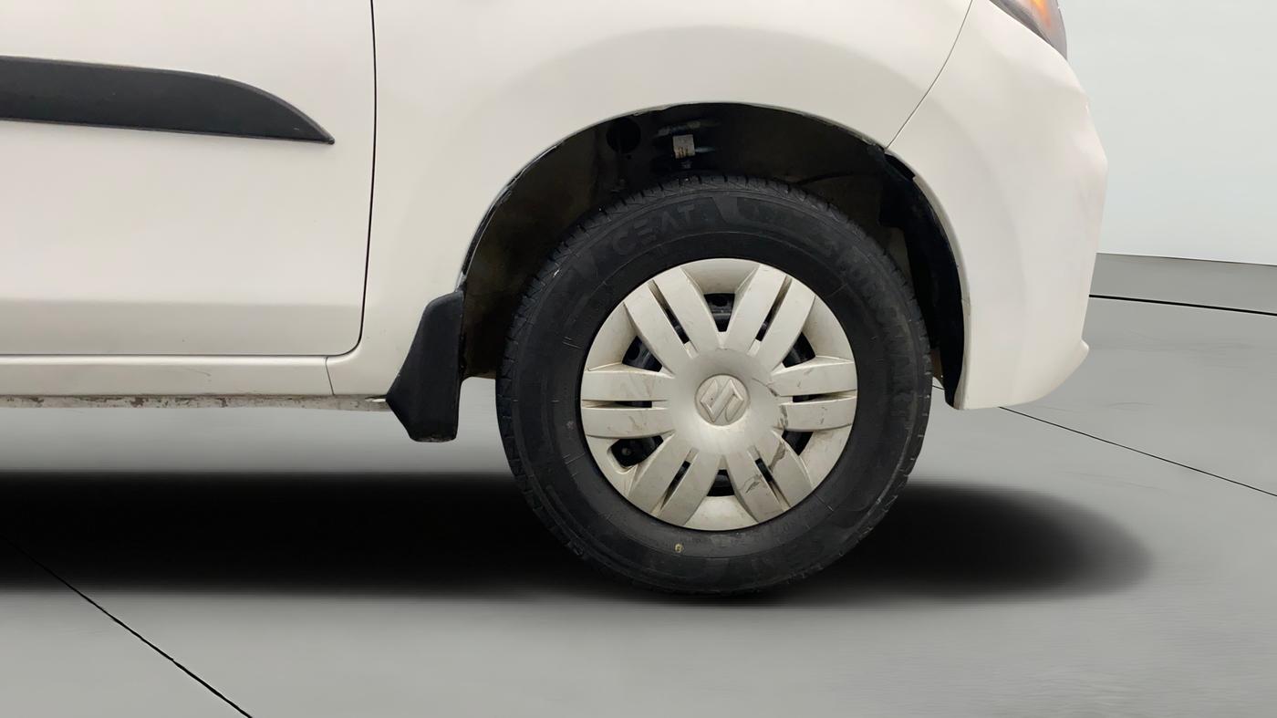 2019 Maruti Alto VXI, Petrol, Manual, 66,530 km, Right Front Wheel