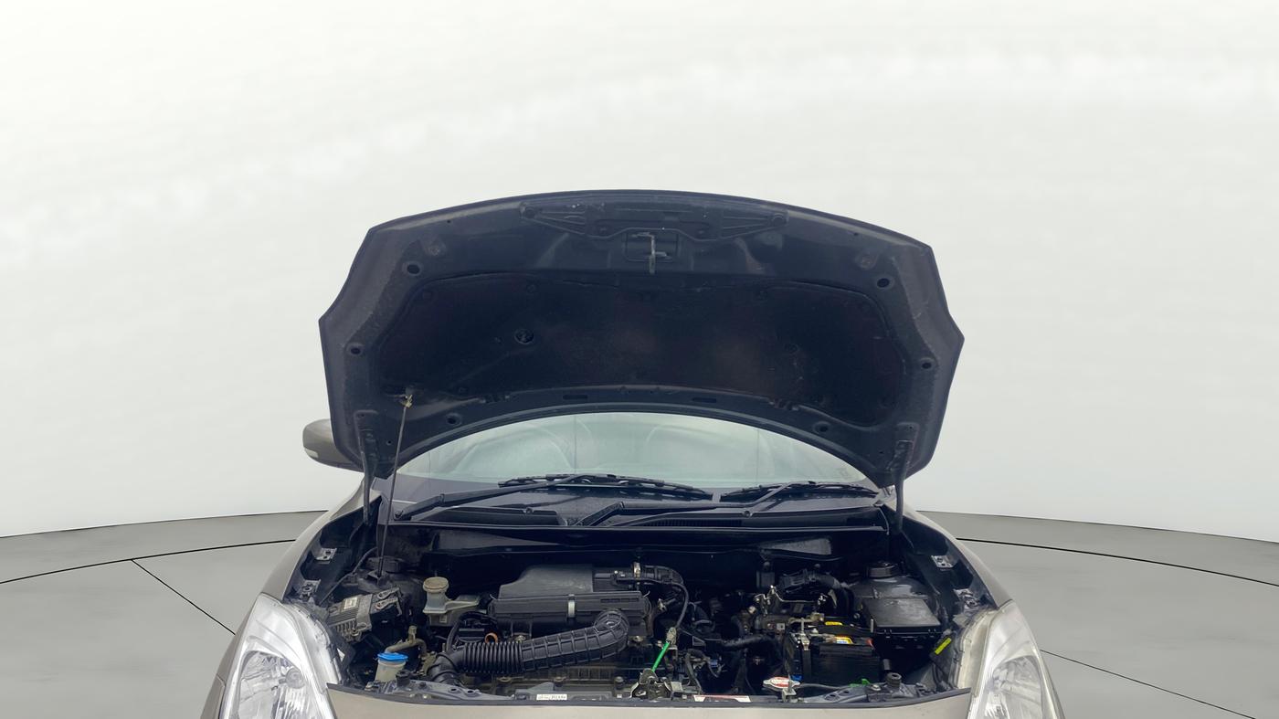 2022 Maruti Dzire ZXI CNG, CNG, Manual, 24,188 km, Open Bonet