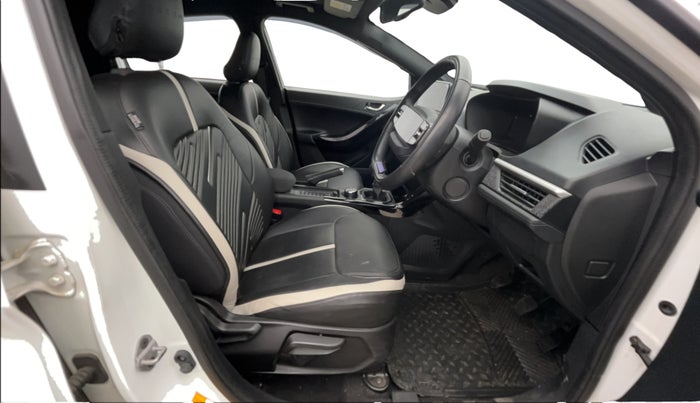 2023 Tata NEXON FEARLESS DUAL TONE 1.2 PETROL, Petrol, Manual, 5,562 km, Right Side Front Door Cabin