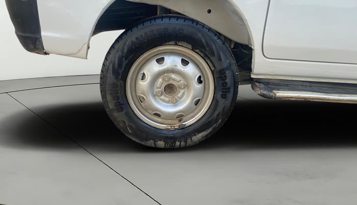 2020 Maruti Eeco 7 STR, Petrol, Manual, 44,986 km, Right Rear Wheel