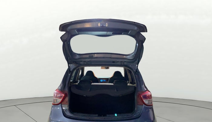 2017 Hyundai Grand i10 MAGNA 1.2 KAPPA VTVT, Petrol, Manual, 82,647 km, Boot Door Open