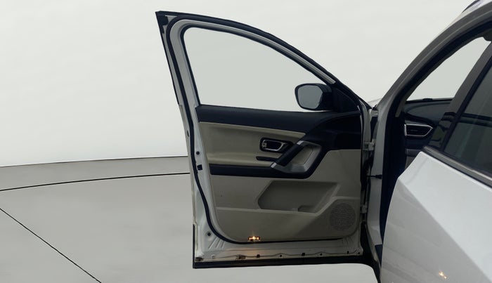 2021 Tata Safari XZA PLUS, Diesel, Automatic, 74,275 km, LHS Front Door