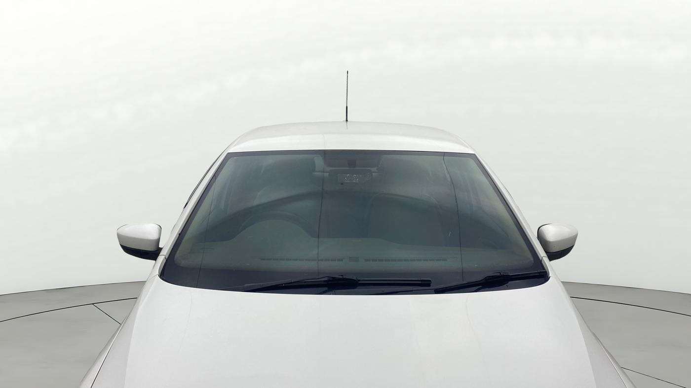 2015 Skoda Rapid 1.5 TDI CR ELEGANCE AT, Diesel, Automatic, 1,18,712 km, Front Windshield