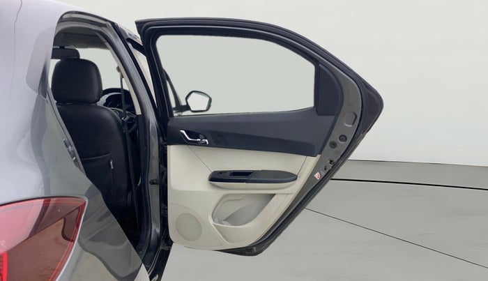 2023 Tata Tiago XZ PLUS CNG, CNG, Manual, 91,111 km, RHS Rear Door