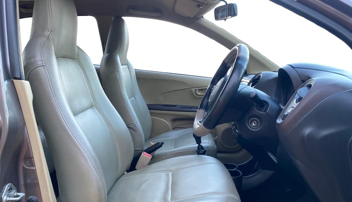 2013 Honda Amaze 1.5L I-DTEC S, Diesel, Manual, 34,879 km, Right Side Front Door Cabin