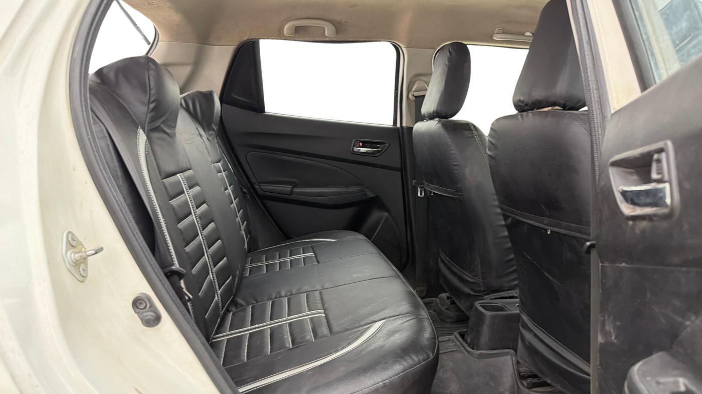 2022 Maruti Swift VXI, Petrol, Manual, 99,875 km, Right Side Rear Door Cabin