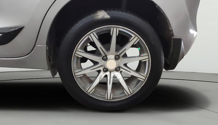 2016 Maruti Baleno DELTA PETROL 1.2, Petrol, Manual, 73,870 km, Left Rear Wheel