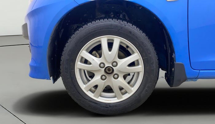 2014 Honda Brio VX MT, Petrol, Manual, 22,860 km, Left Front Wheel