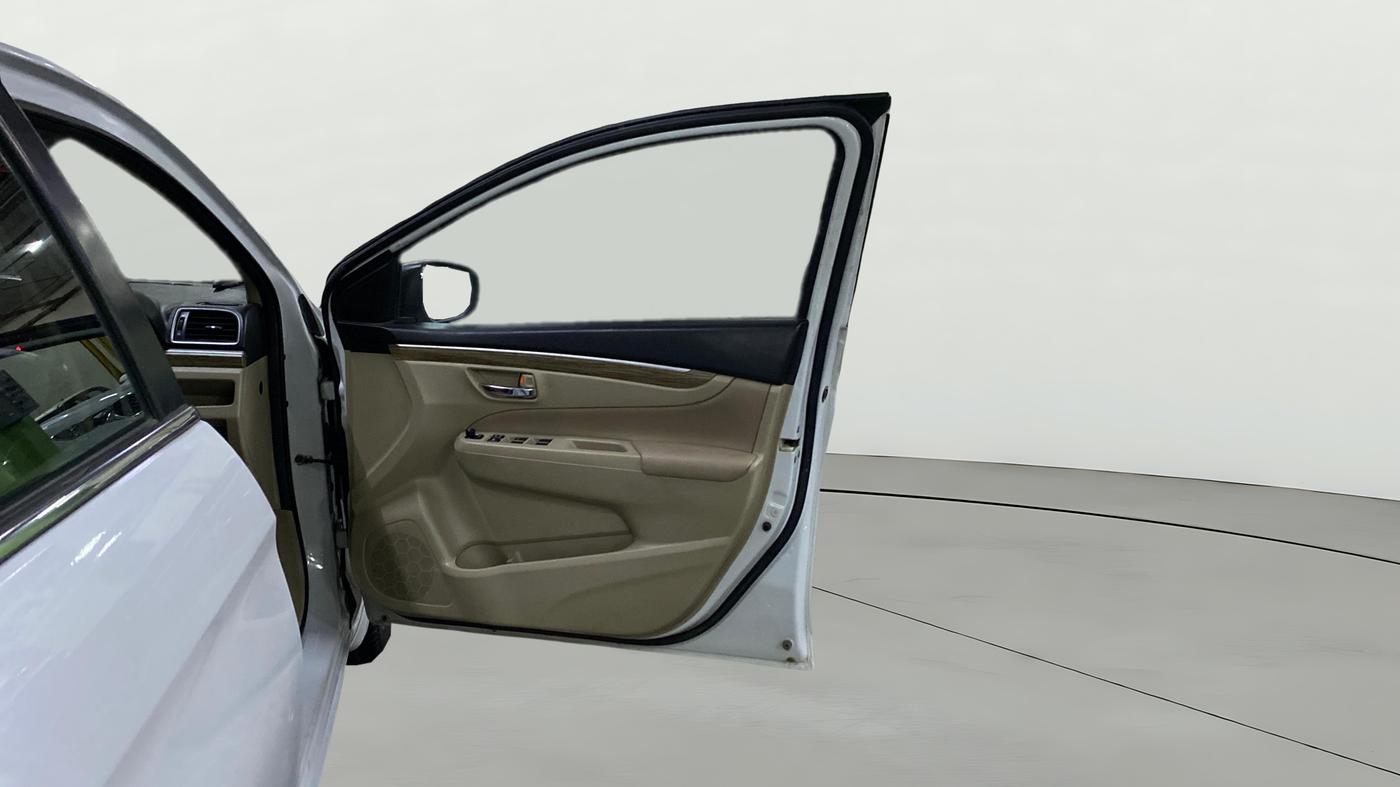 2021 Maruti Ciaz ALPHA 1.5 SHVS PETROL, Petrol, Manual, 38,137 km, RHS Front Door