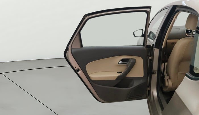 2016 Volkswagen Vento HIGHLINE 1.5 AT, Diesel, Automatic, 86,836 km, LHS Rear Door