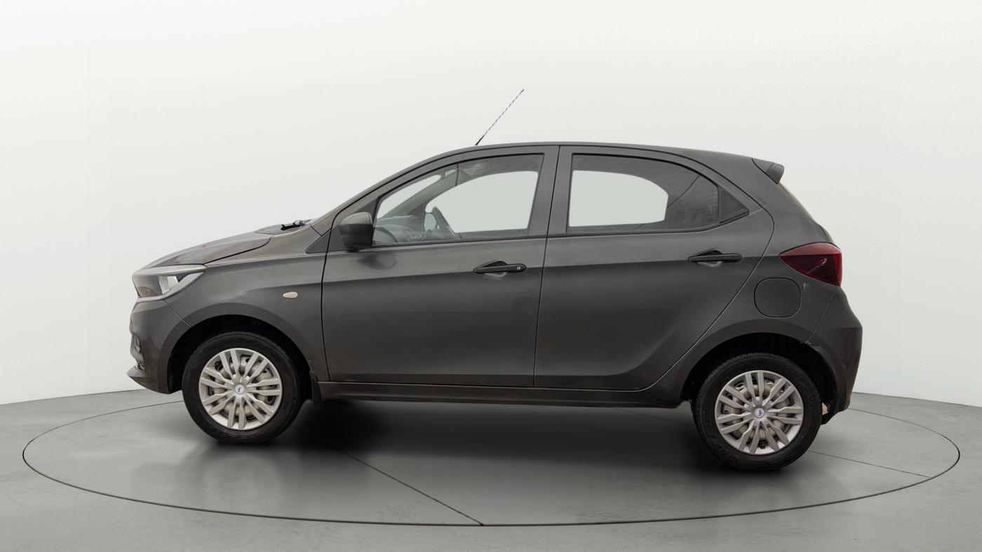 2022 Tata Tiago XE PETROL, Petrol, Manual, 27,764 km, Left Side