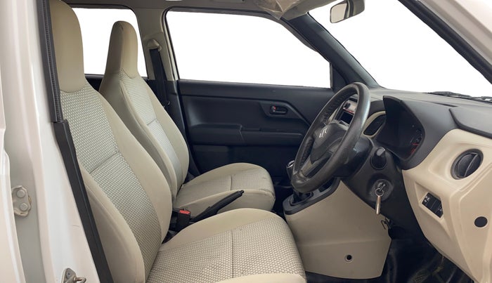 2021 Maruti New Wagon-R LXI CNG 1.0, CNG, Manual, 88,917 km, Right Side Front Door Cabin