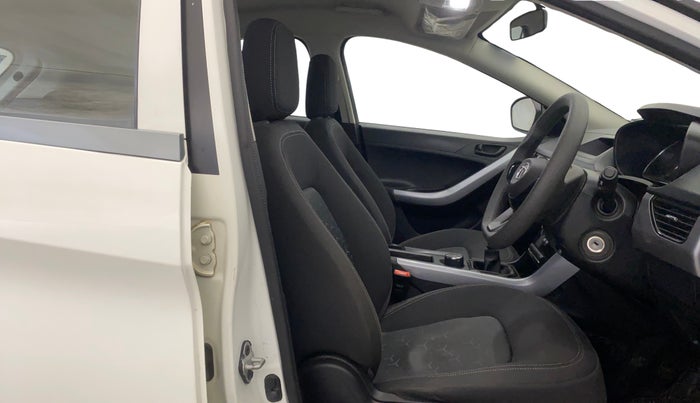 2020 Tata NEXON XM PETROL, Petrol, Manual, 27,363 km, Right Side Front Door Cabin