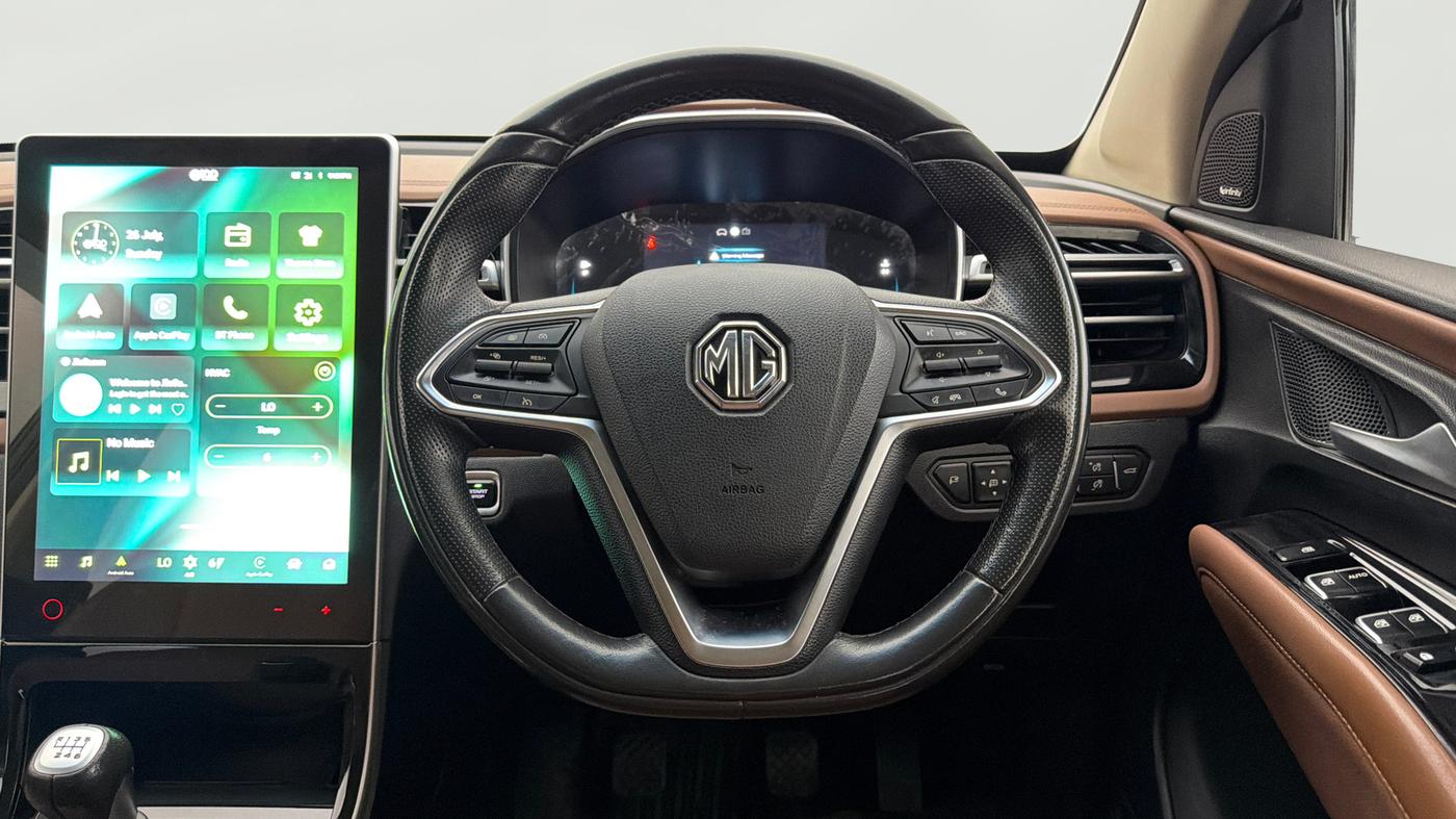 2023 MG HECTOR PLUS SHARP PRO 2.0 TURBO DIESEL 7 STR, Diesel, Manual, 22,751 km, Steering Wheel Close Up