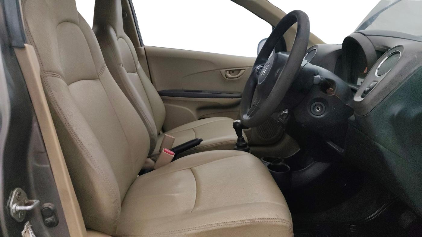 2013 Honda Brio S MT, Petrol, Manual, 72,685 km, Right Side Front Door Cabin