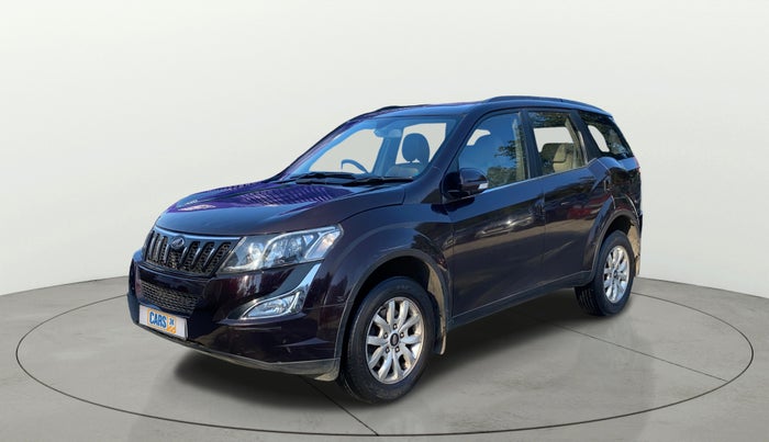 2016 Mahindra XUV500 W10 AT, Diesel, Automatic, 1,00,535 km, Left Front Diagonal