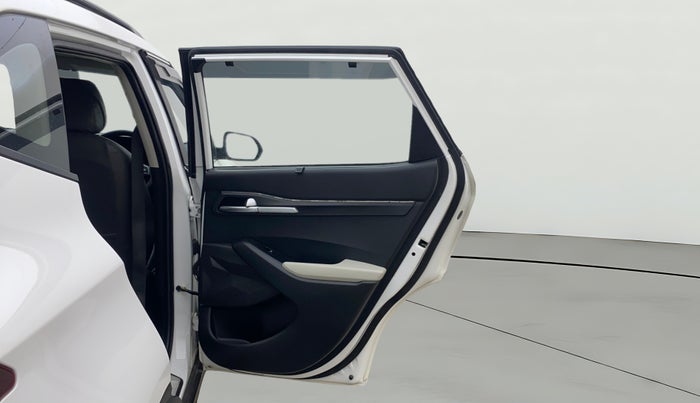 2021 KIA SELTOS HTK PLUS 1.5 IMT, Petrol, Manual, 17,083 km, RHS Rear Door