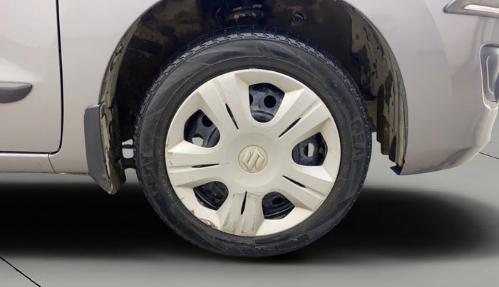 2018 Maruti Wagon R 1.0 VXI AMT, Petrol, Automatic, 19,206 km, Right Front Wheel