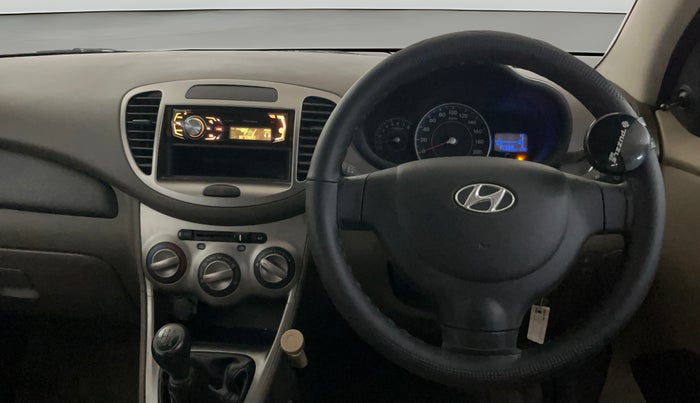 2014 Hyundai i10 MAGNA 1.1, Petrol, Manual, 17,527 km, Steering Wheel Close Up