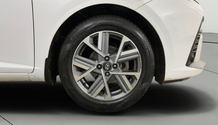 2023 Hyundai Verna SX(O) 1.5 MPI IVT , Petrol, Automatic, 37,010 km, Right Front Wheel