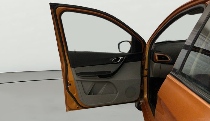 2017 Tata Tiago XZ PETROL, Petrol, Manual, 37,521 km, LHS Front Door