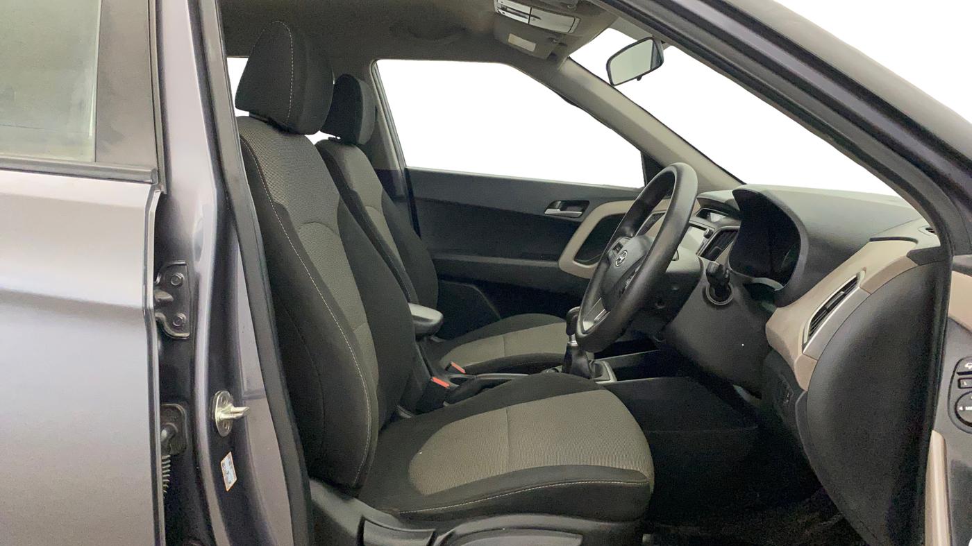 2017 Hyundai Creta SX PLUS 1.6 PETROL, Petrol, Manual, 45,722 km, Right Side Front Door Cabin