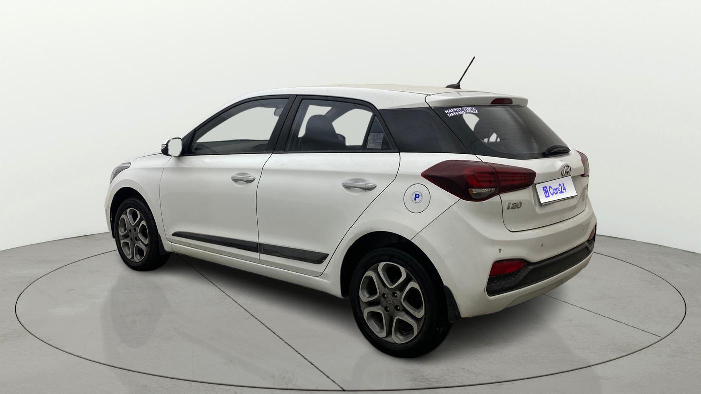 2019 Hyundai Elite i20 ASTA (O) CVT, Petrol, Automatic, 1,03,334 km, Left Back Diagonal