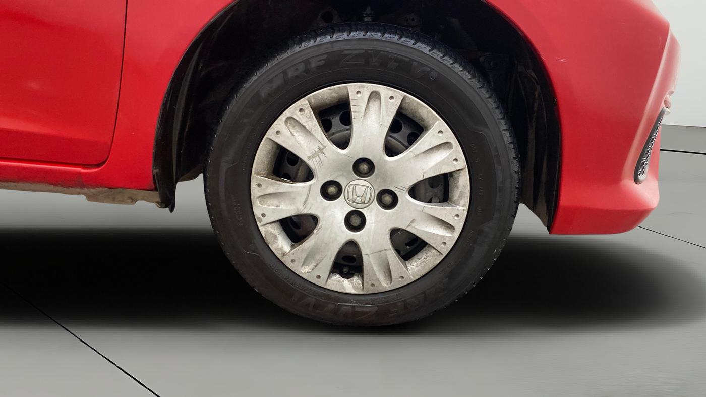 2016 Honda Brio S MT, Petrol, Manual, 61,068 km, Right Front Wheel