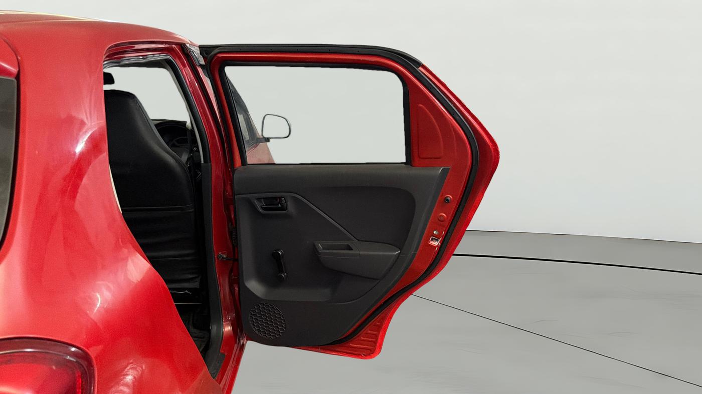 2023 Maruti Alto K10 LXI, Petrol, Manual, 12,550 km, RHS Rear Door