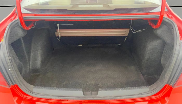 2013 Skoda Rapid ELEGANCE 1.6 TDI CR MT, Diesel, Manual, 1,02,515 km, Boot Open Zoomed View