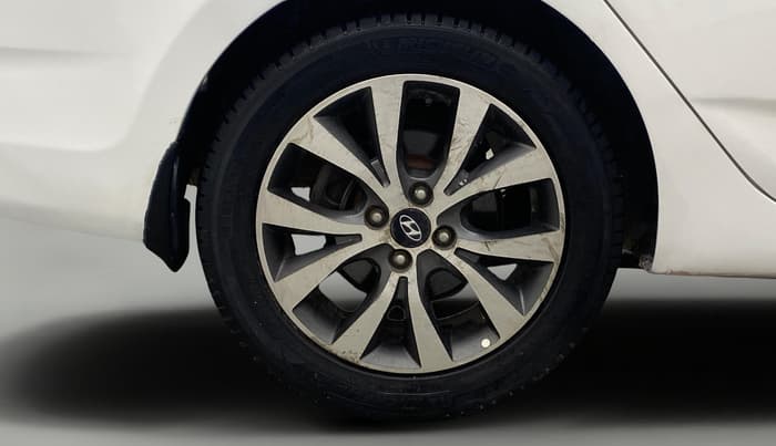 2013 Hyundai Verna FLUIDIC 1.6 VTVT SX, Petrol, Manual, 92,274 km, Right Rear Wheel